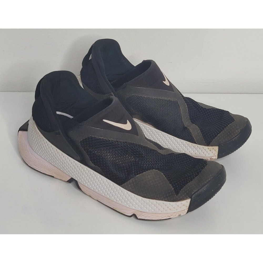 Nike Shoes Womens Sz 8 Go FlyEase Low Black Athletic Sneakers Shoes DR5540-002